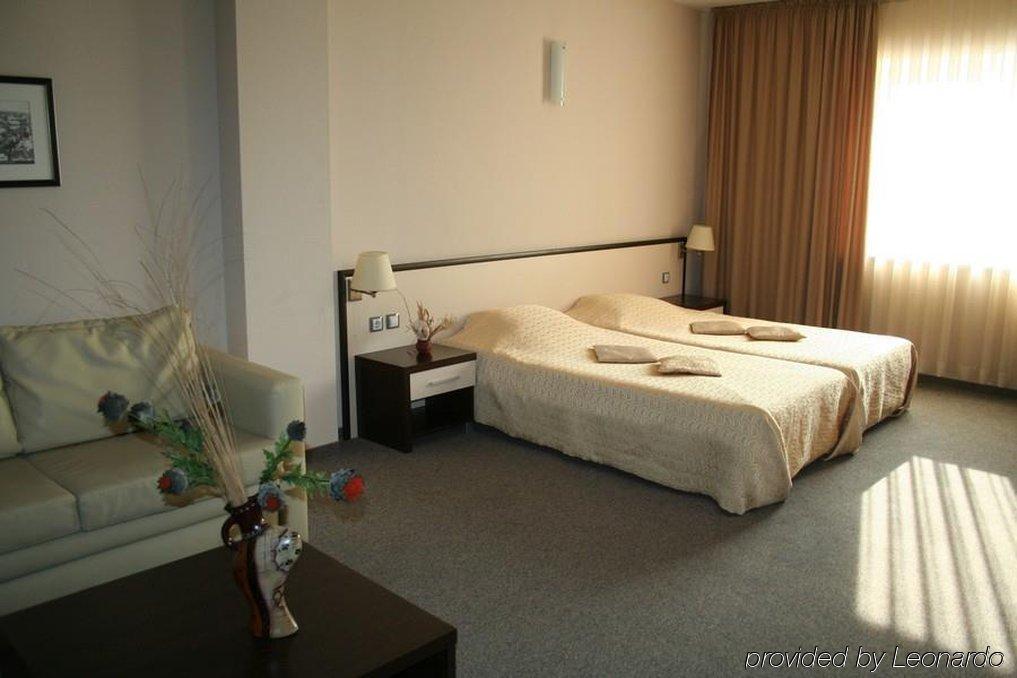 Kendros Hotel Plovdiv Luaran gambar