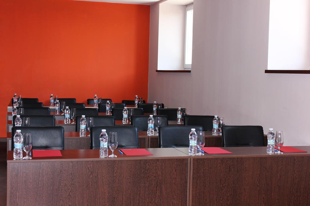 Kendros Hotel Plovdiv Luaran gambar