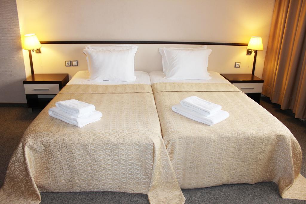 Kendros Hotel Plovdiv Bilik gambar