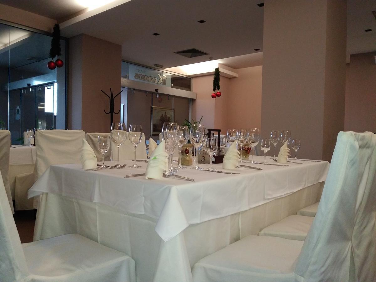 Kendros Hotel Plovdiv Luaran gambar
