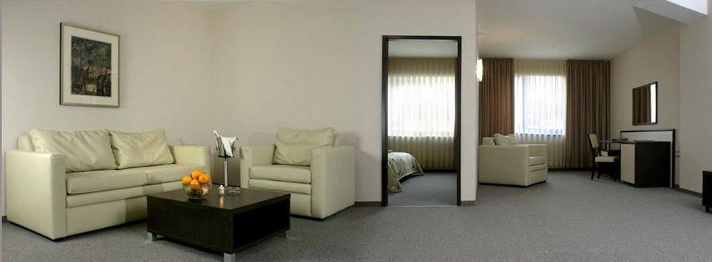 Kendros Hotel Plovdiv Luaran gambar
