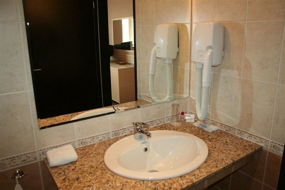 Kendros Hotel Plovdiv Luaran gambar